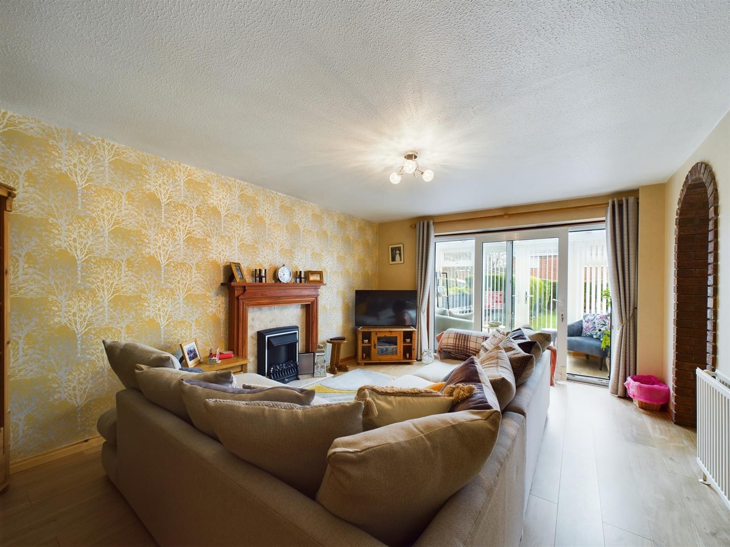 Maple Road, Bridlington Belts Estate Agents